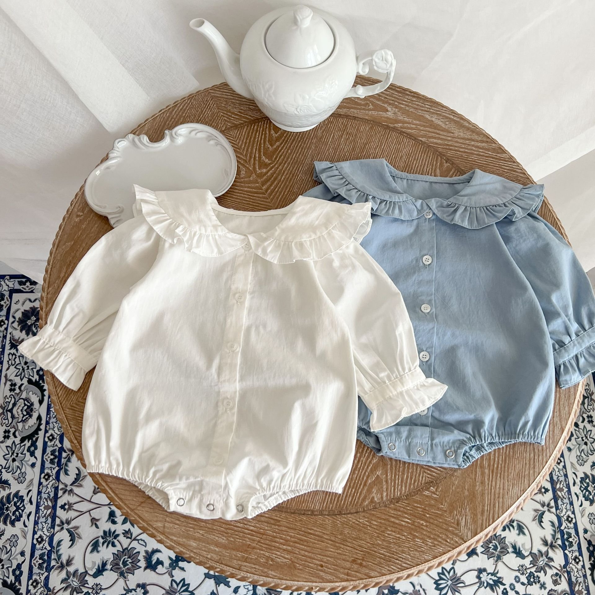 Autumn new baby girl simple solid color Romper Lapel cute Jumpsuit baby clothes