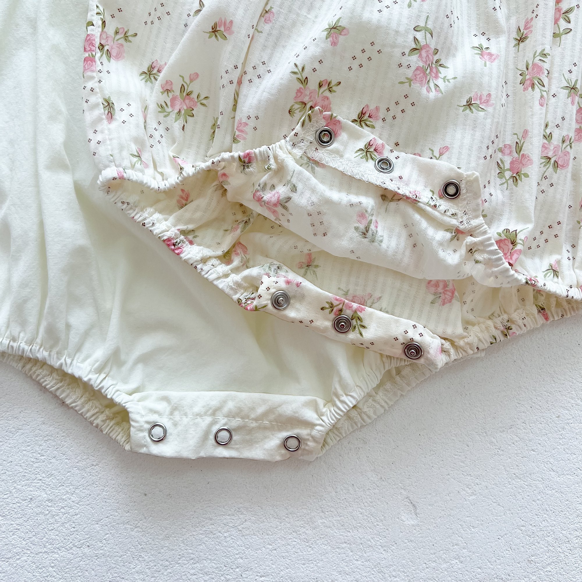 Wholesale Babany bebe 0-2 Years Newborn Baby Girls Floral Cotton Bodysuit Short Sleeve Square Neck Rompers