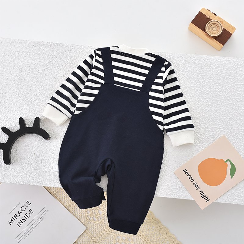 Fashionable Unisex Baby Romper with Long Sleeves Cute Button Closure Sleepwear for Boys Girls Infant Crawling Onesie for Spring