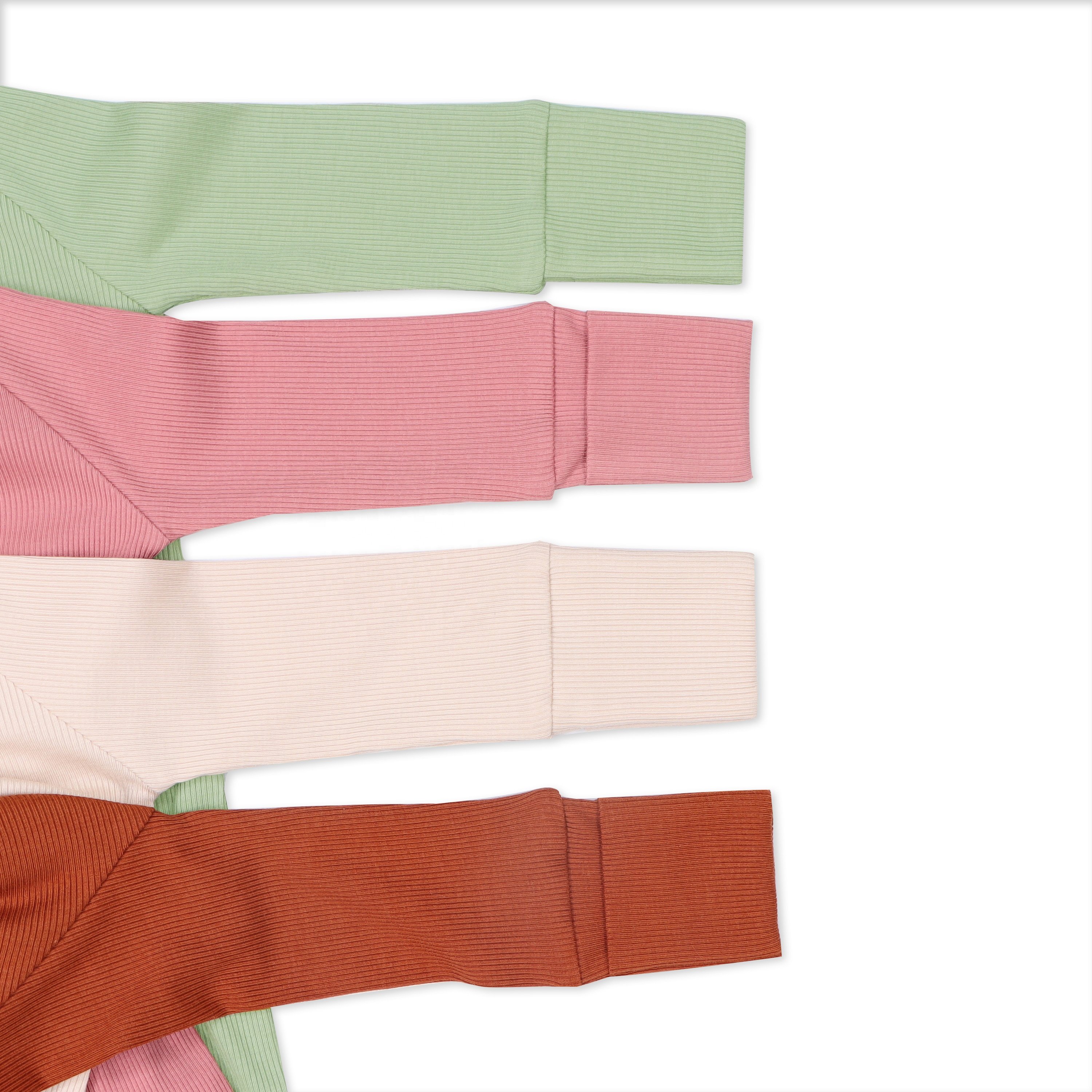 Petelulu Bamboo Ribbed Baby Rompers Clothes Manufacturer's Customizable Soft Bamboo Baby Pajamas With Zipper For Spring Season
