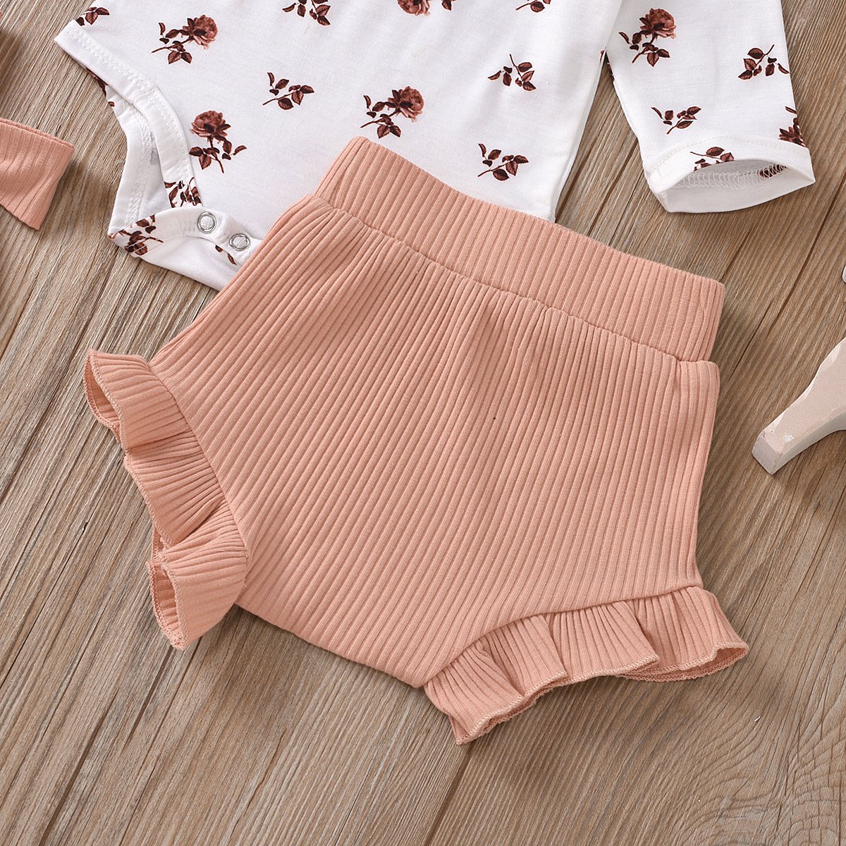 2020 toddler autumn new print fly sleeve long sleeve romper + ribbed shorts + headband set baby girl clothes sets