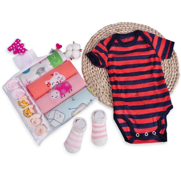 2019 Gift Bab Combination Sale Baby Bodysuit Short Sleeve with Socks & Wash