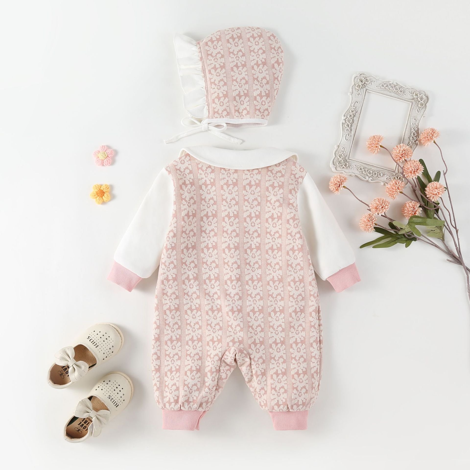 Wholesale 2024 Winter Baby Clothing Princess Style Floral And Fleece Long-Sleeved Baby Rompers