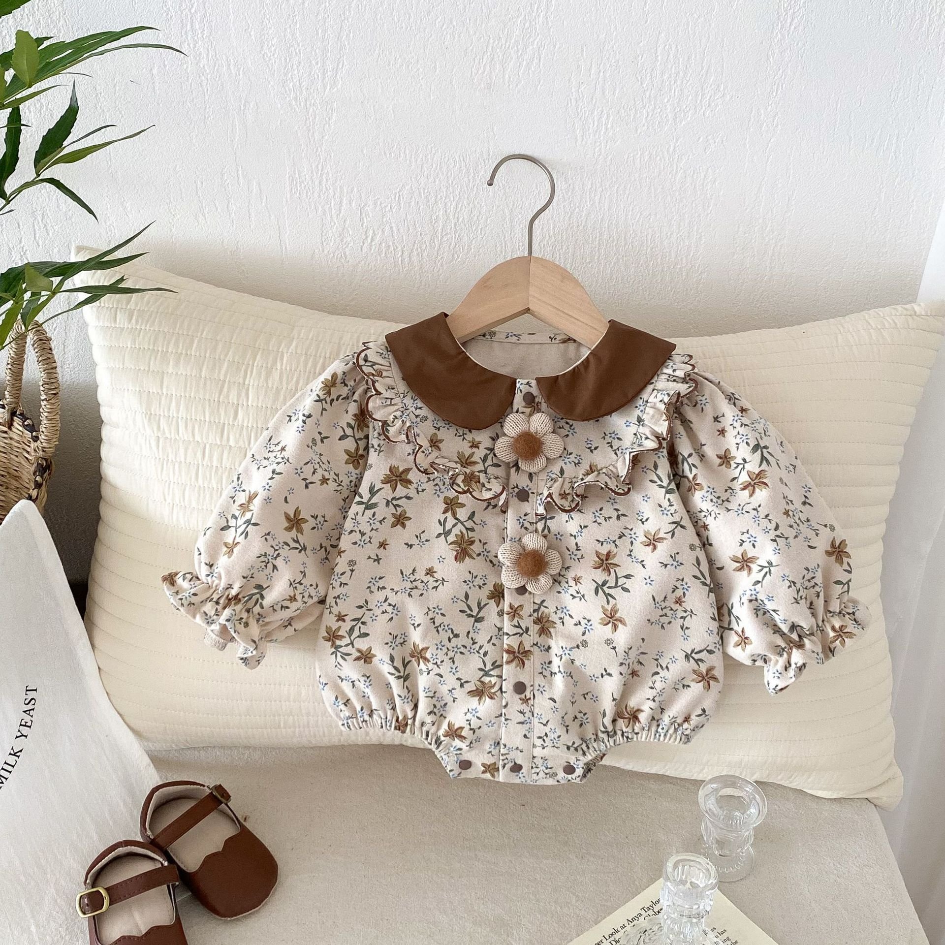 Baby girl floral bodysuit 0-2 years old autumn baby romper sweet cute jumpsuit