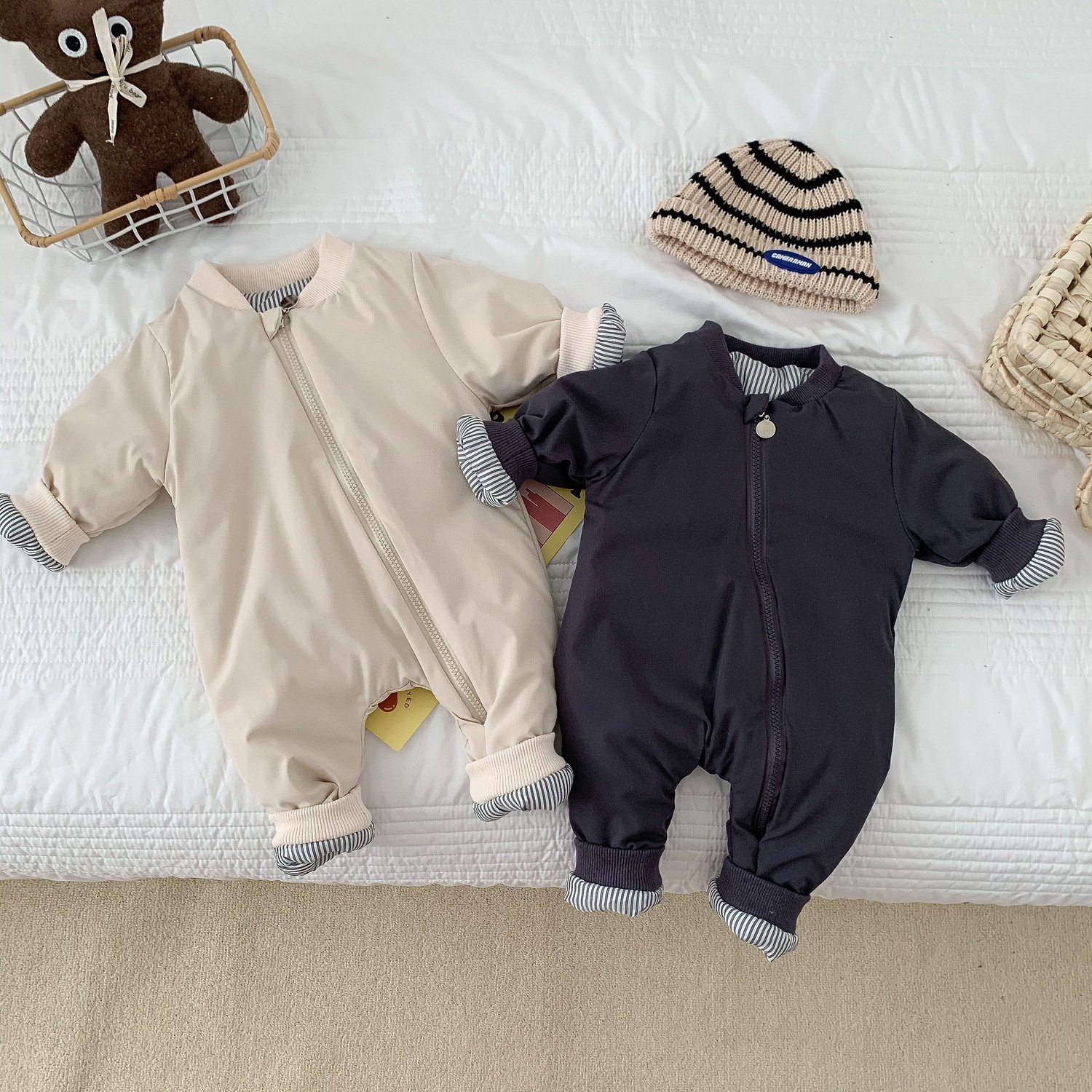 Newborn Onesie Cotton Padded Winter Jacket Thickened Clothes Go Out To Hold Baby Cotton Crawling Suit