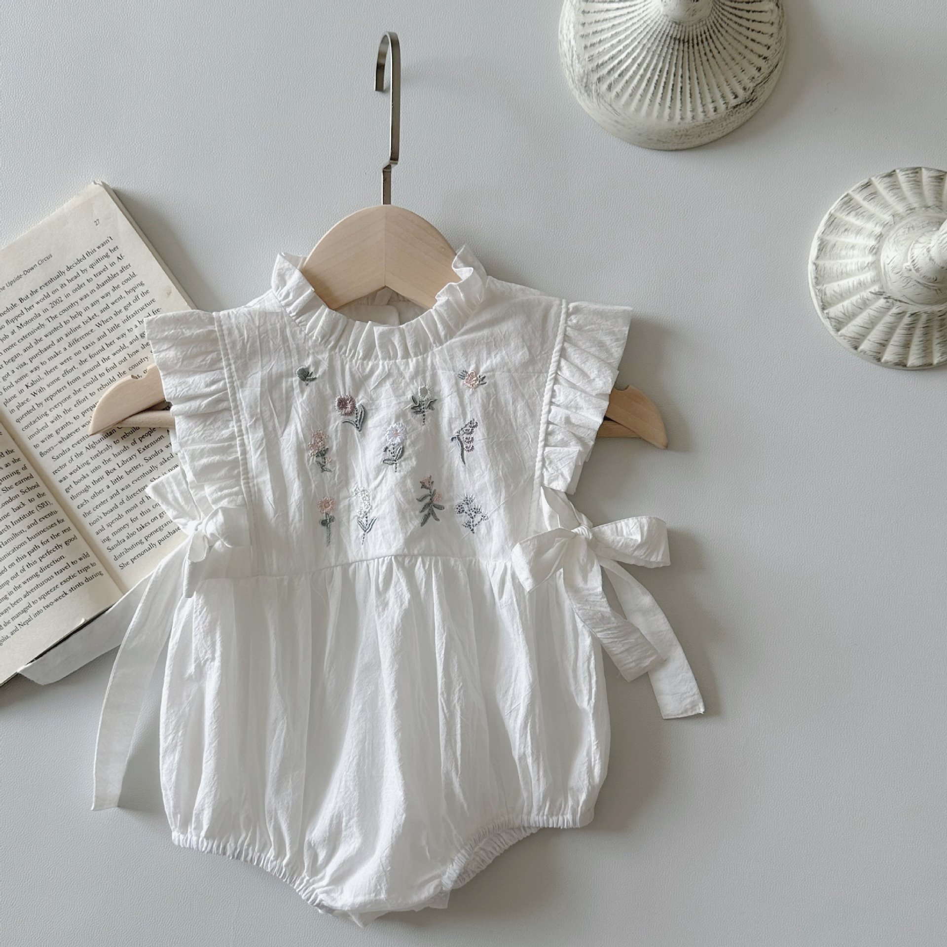 Wholesale 2024 Summer Baby Clothing Fashion Embroidered Short Sleeve Cotton Baby Rompers