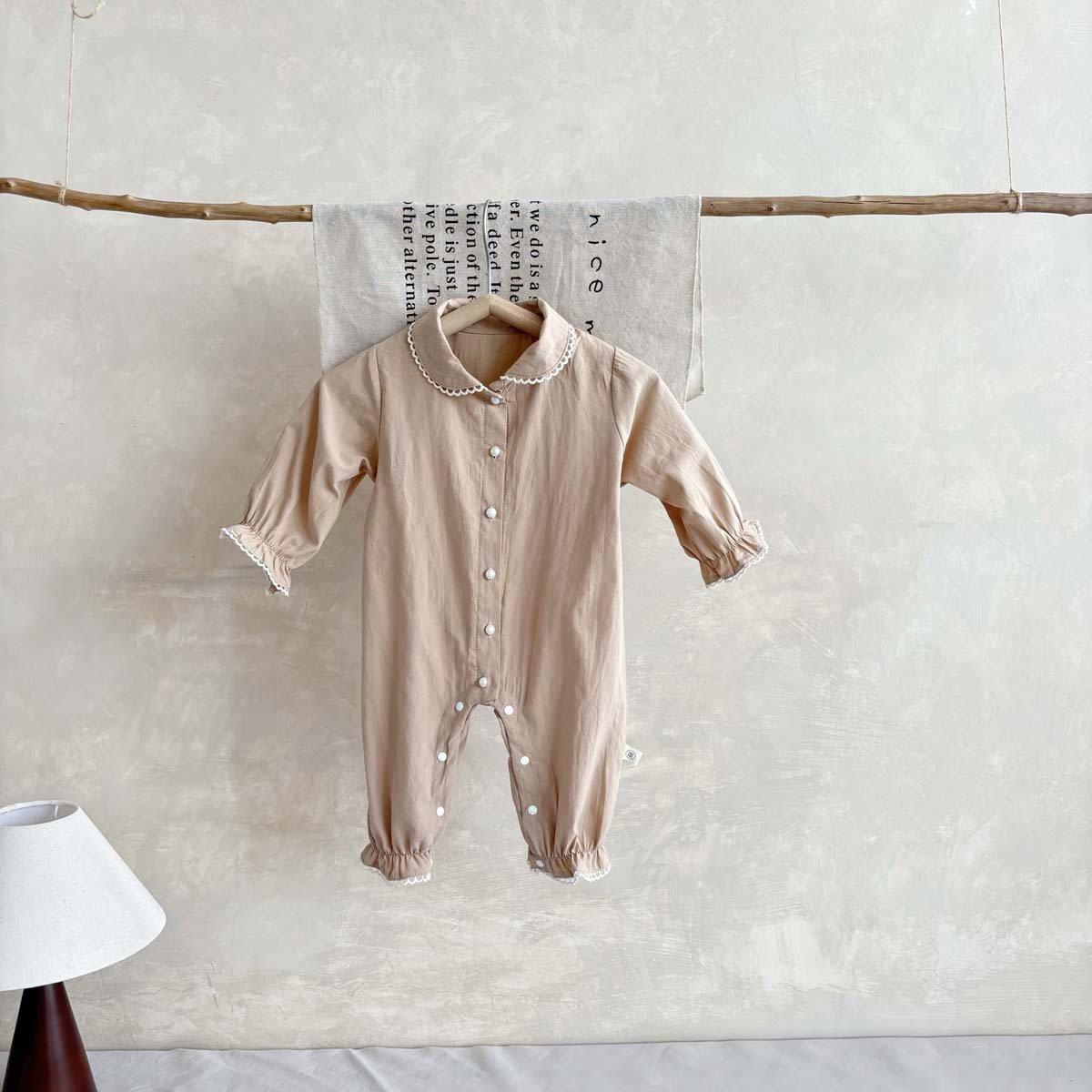 Wholesale 2024 Fall Baby Clothing Fashion Lapel Solid Color Long-Sleeved Baby Rompers