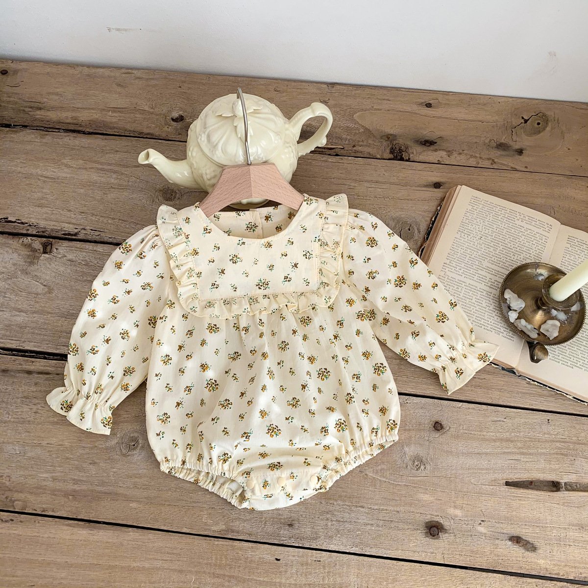 Wholesale 2024 Fall Baby Clothing Fashion Floral Lotus Collar Long-Sleeved Baby Rompers
