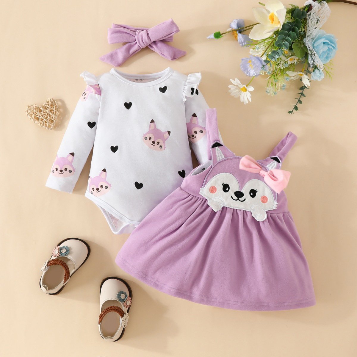 Latest Design High Quality Infant Baby Romper Clothes 3 Pcs Set Frogsuit Baby Clothes Long Sleeved Bow Baby Dress Girls