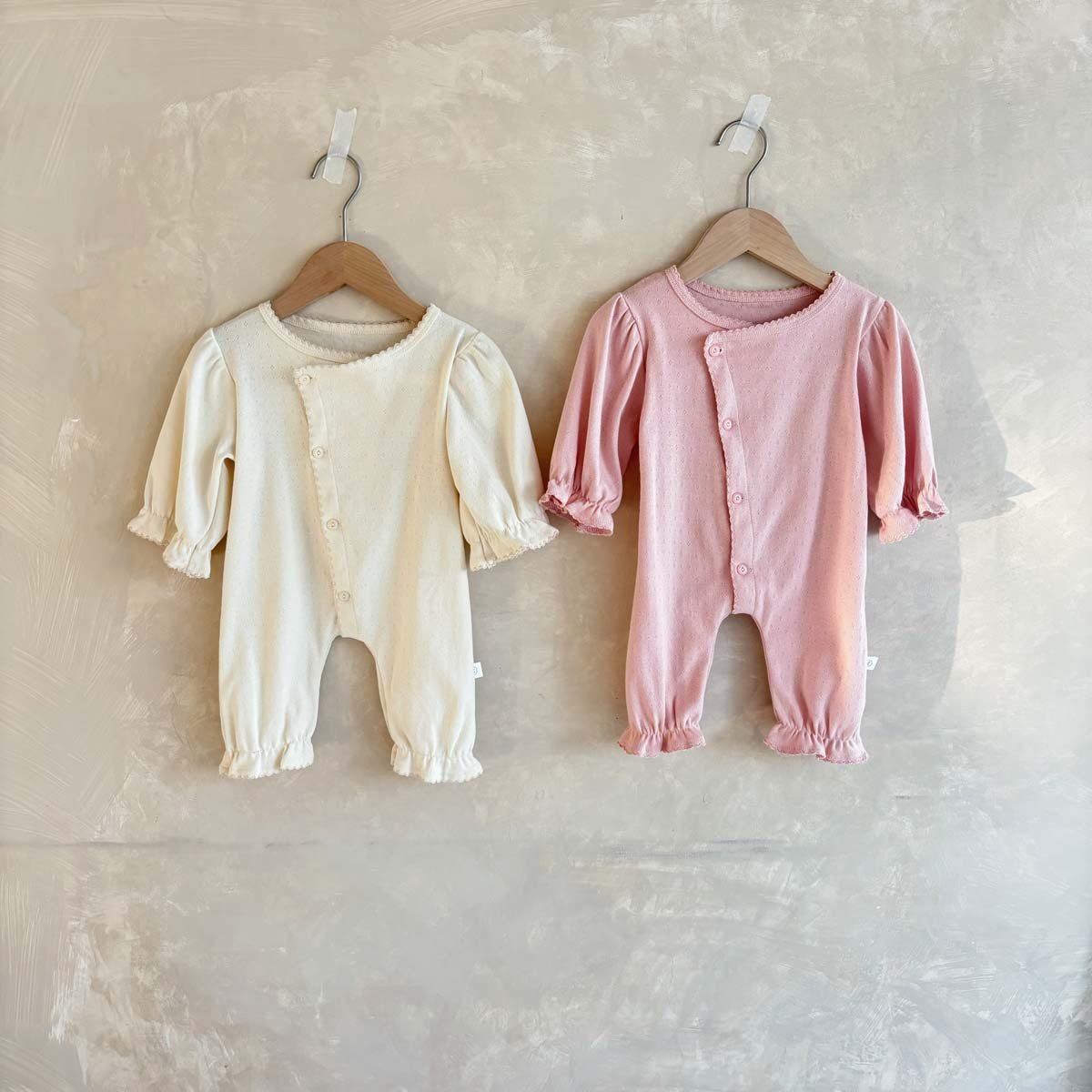 Wholesale 2024 Autumn Baby Clothing Fashion Solid Color Crew Neck Long Sleeve Cotton Baby Rompers