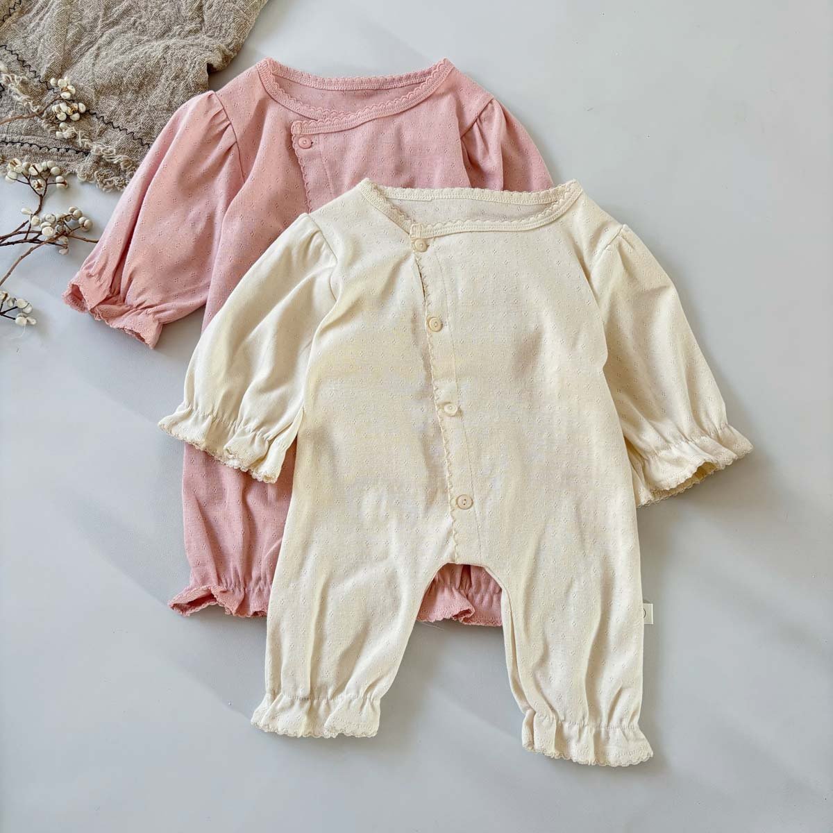 Wholesale 2024 Autumn Baby Clothing Fashion Solid Color Crew Neck Long Sleeve Cotton Baby Rompers