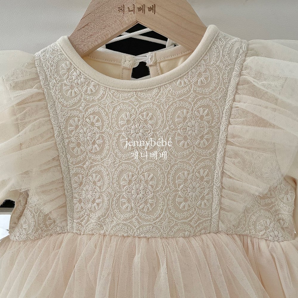2022 Autumn New Baby Clothing Baby Lace Bodysuit High Quality Baby Fashion Dress Princess romper