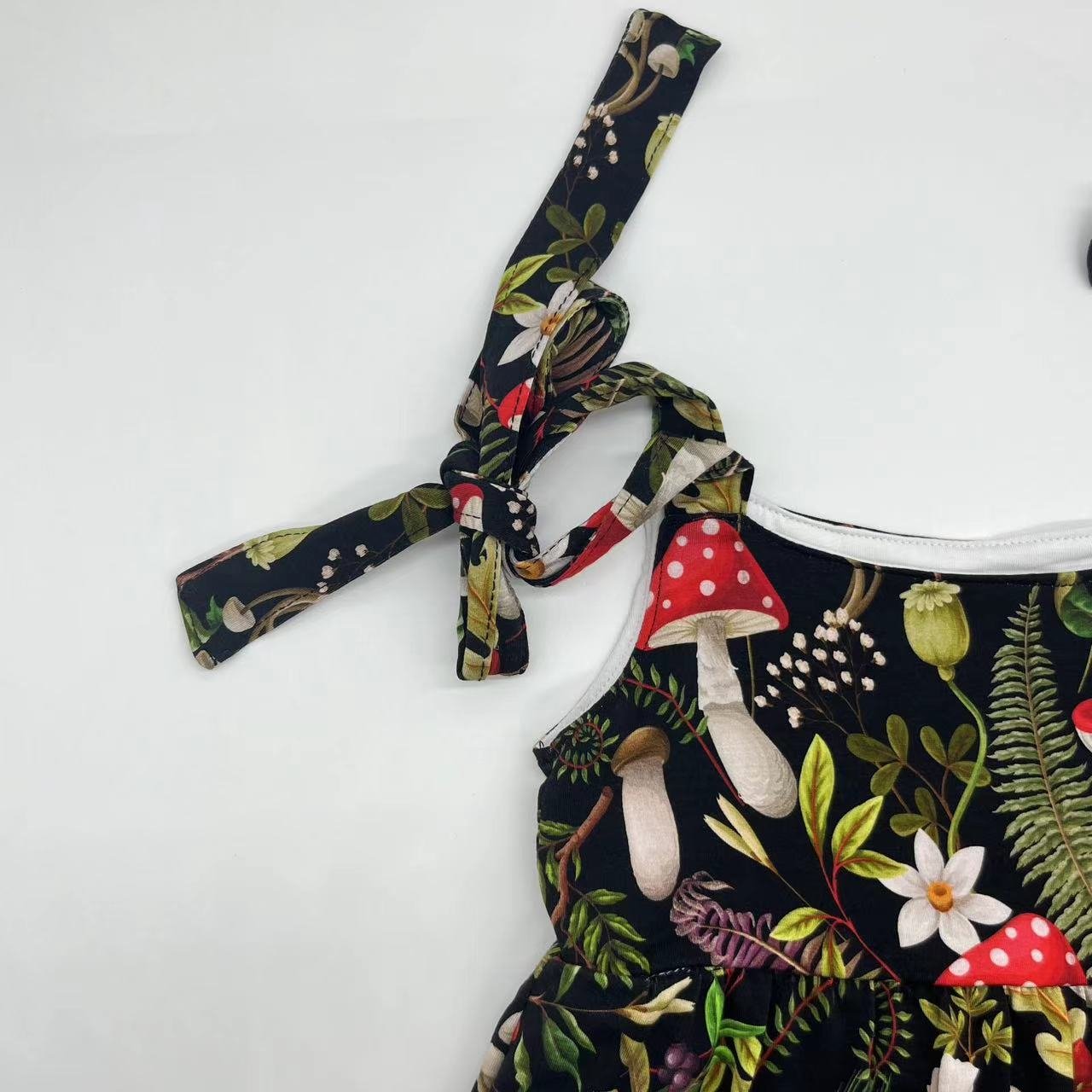 Fashionable summer Bamboo fiber custom pumpkin Halloween print unisex Baby zippy pajamas
