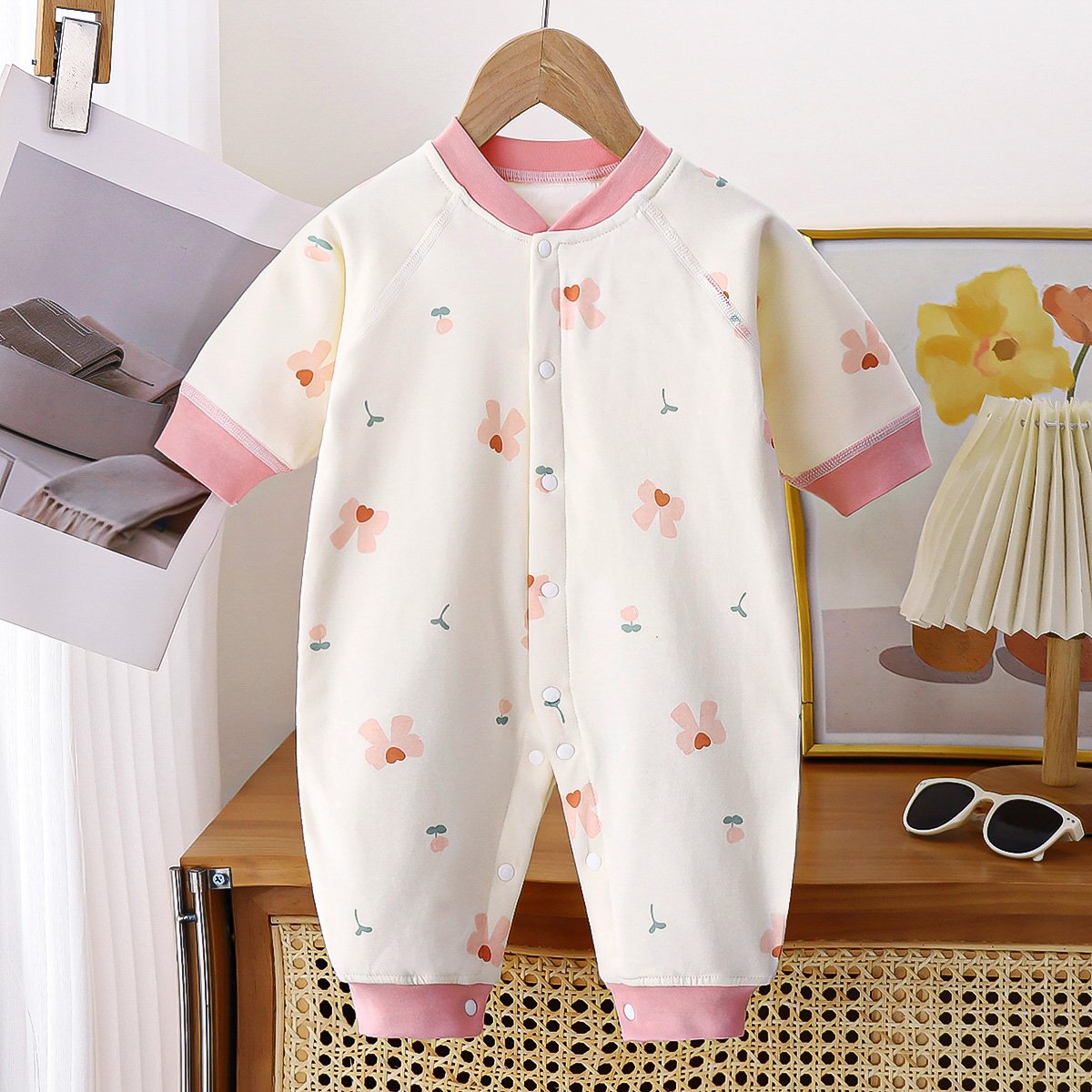 2024 Children Winter baby Clothes 100 cotton Baby Onesie Kids Warm Padded Romper Baby Boys and Girls Comfortable Cute Romper