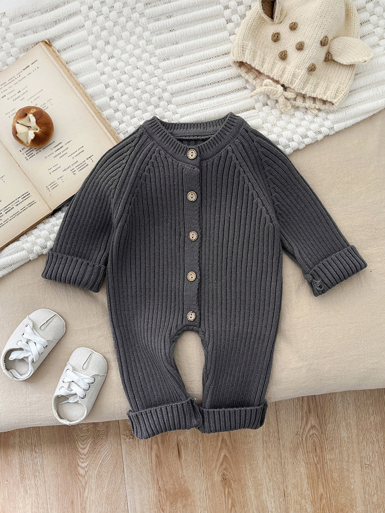 Korean version of baby spring and autumn clothing men's and women's baby solid color knitted climbing clothes newborn romper