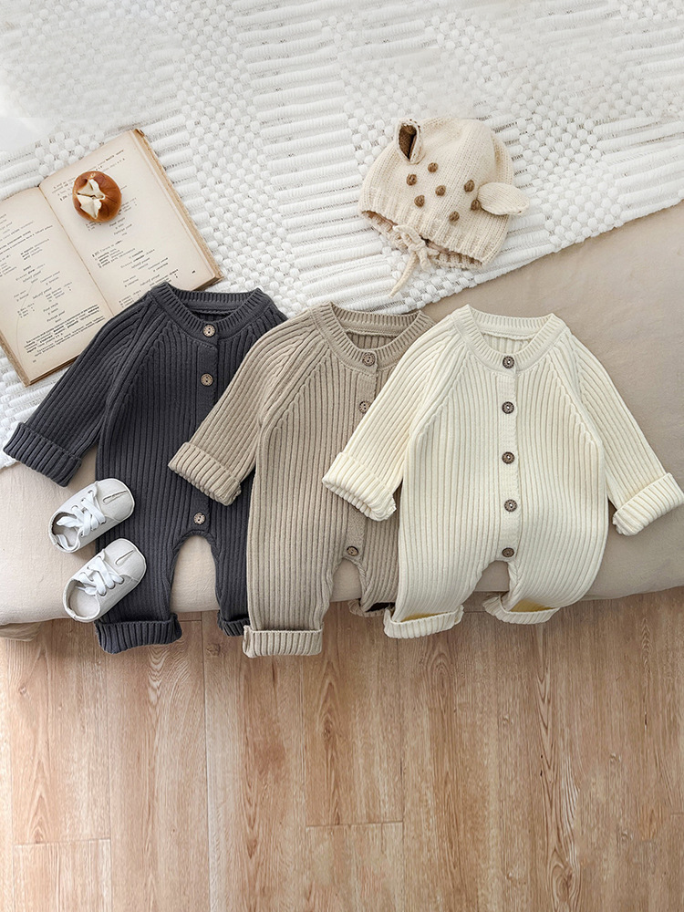 Korean version of baby spring and autumn clothing men's and women's baby solid color knitted climbing clothes newborn romper