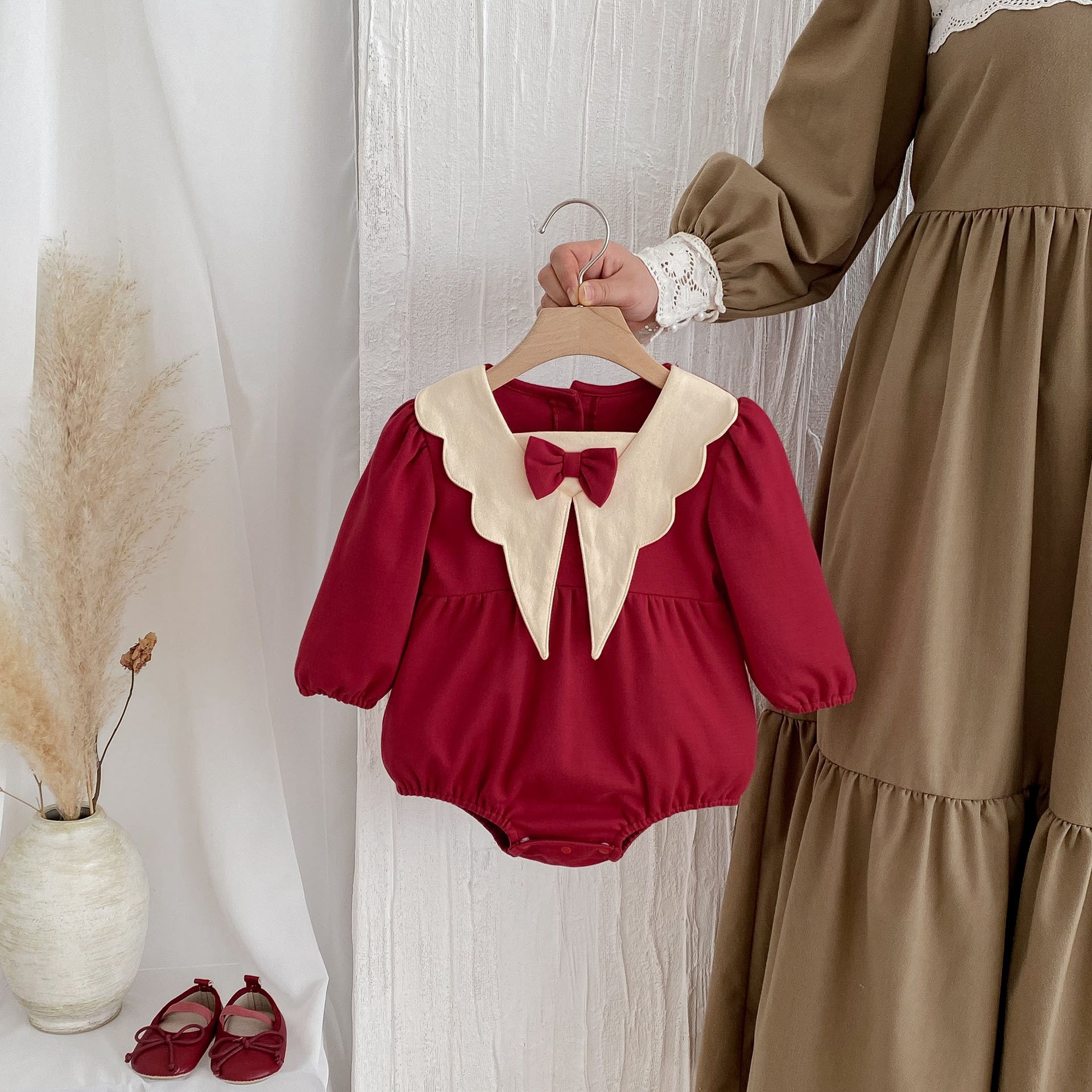 Ins Clothes for babies autumn baby girl princess jumpsuit 100 days old newborn onesie one year old Celebration dress
