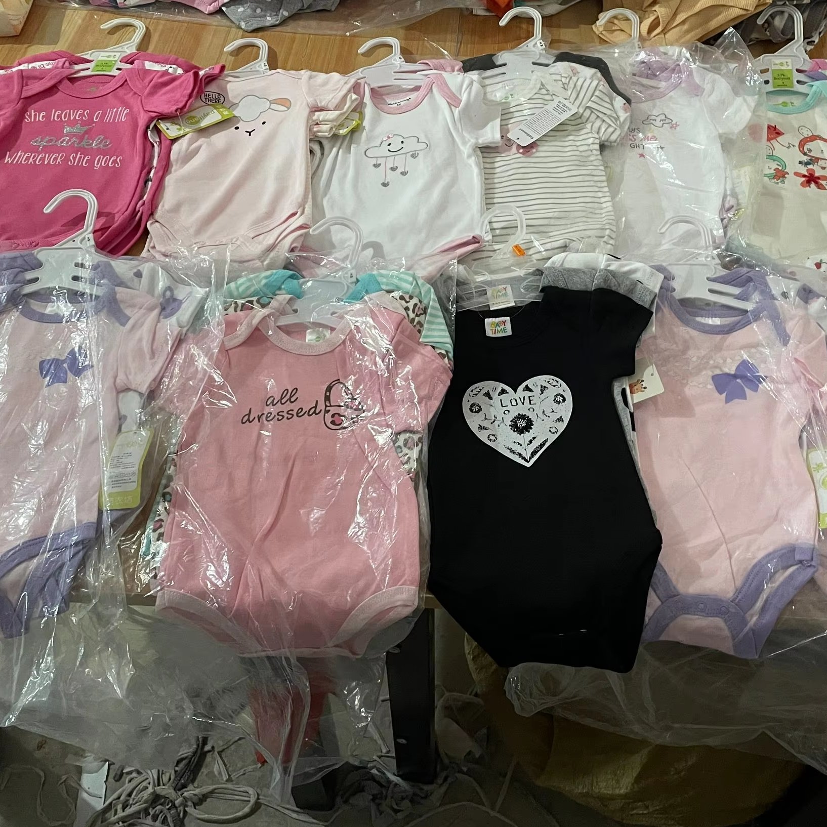 Wholesale new born baby gift set 100% Cotton print soft knit bodysuit for onesie baby clothes 3pcs/set