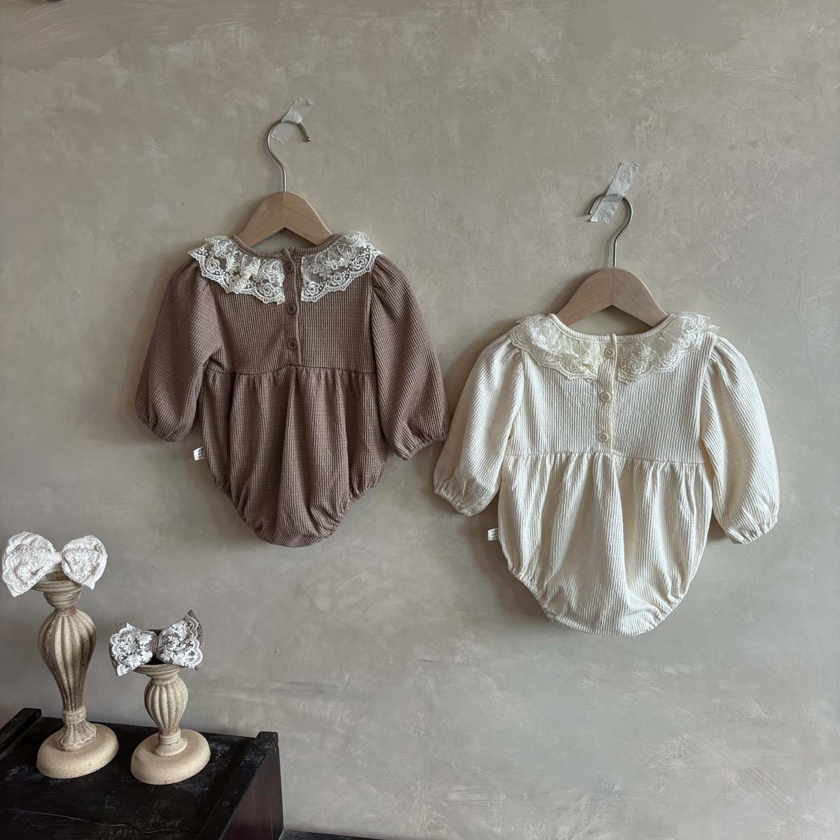 Wholesale 2024 Fall Baby Clothing Fashion Lace Lace Collar Waffle Solid Color Long Sleeve Baby Rompers