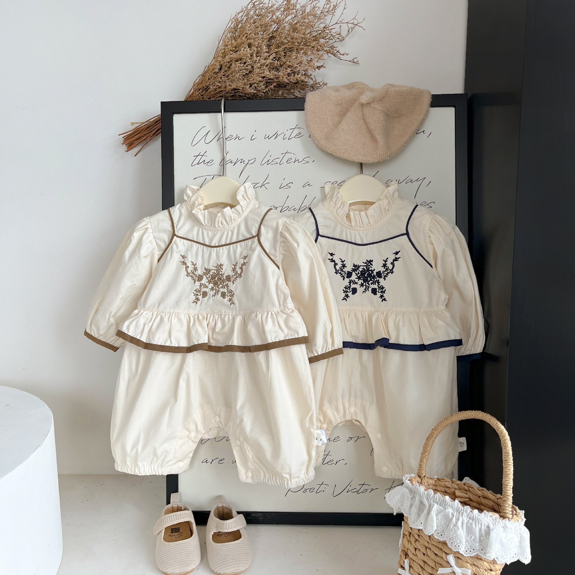 Wholesale 2024 Fall Baby Clothing Lace Collar Embroidered Long Sleeve Cotton Baby Rompers
