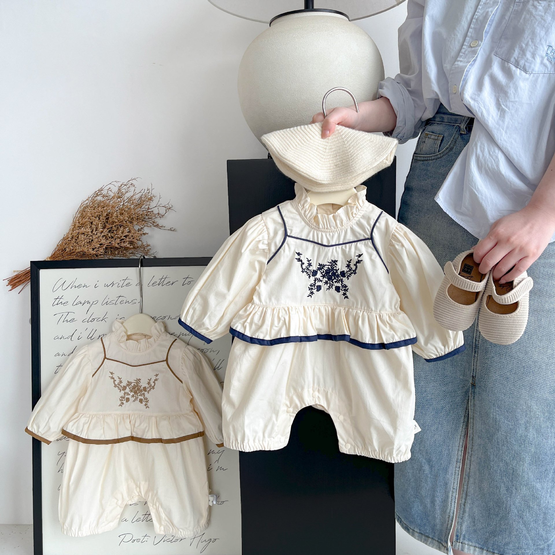 Wholesale 2024 Fall Baby Clothing Lace Collar Embroidered Long Sleeve Cotton Baby Rompers