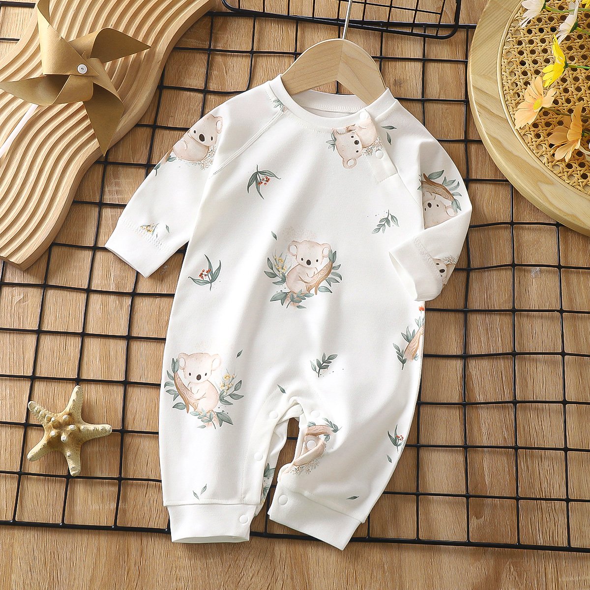 New Fashion Comfortable Home Breathable Cotton Long Sleeve Baby Romper