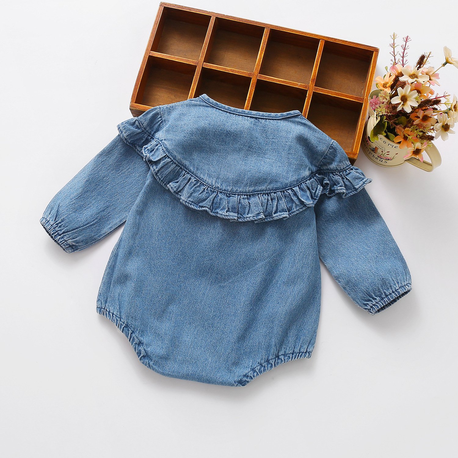 Top Fashion Long Sleeve Autumn Baby Rompers Soft Denim Bodysuit Ruffle And Embroidery