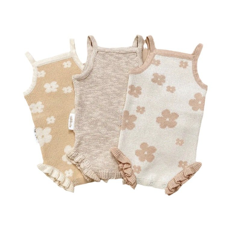 2023 Top Ranking Summer Cloudy And Soft Covering Cotton Yarn Baby Infant Girl Cute Floral Knitted Suspendor Rompers