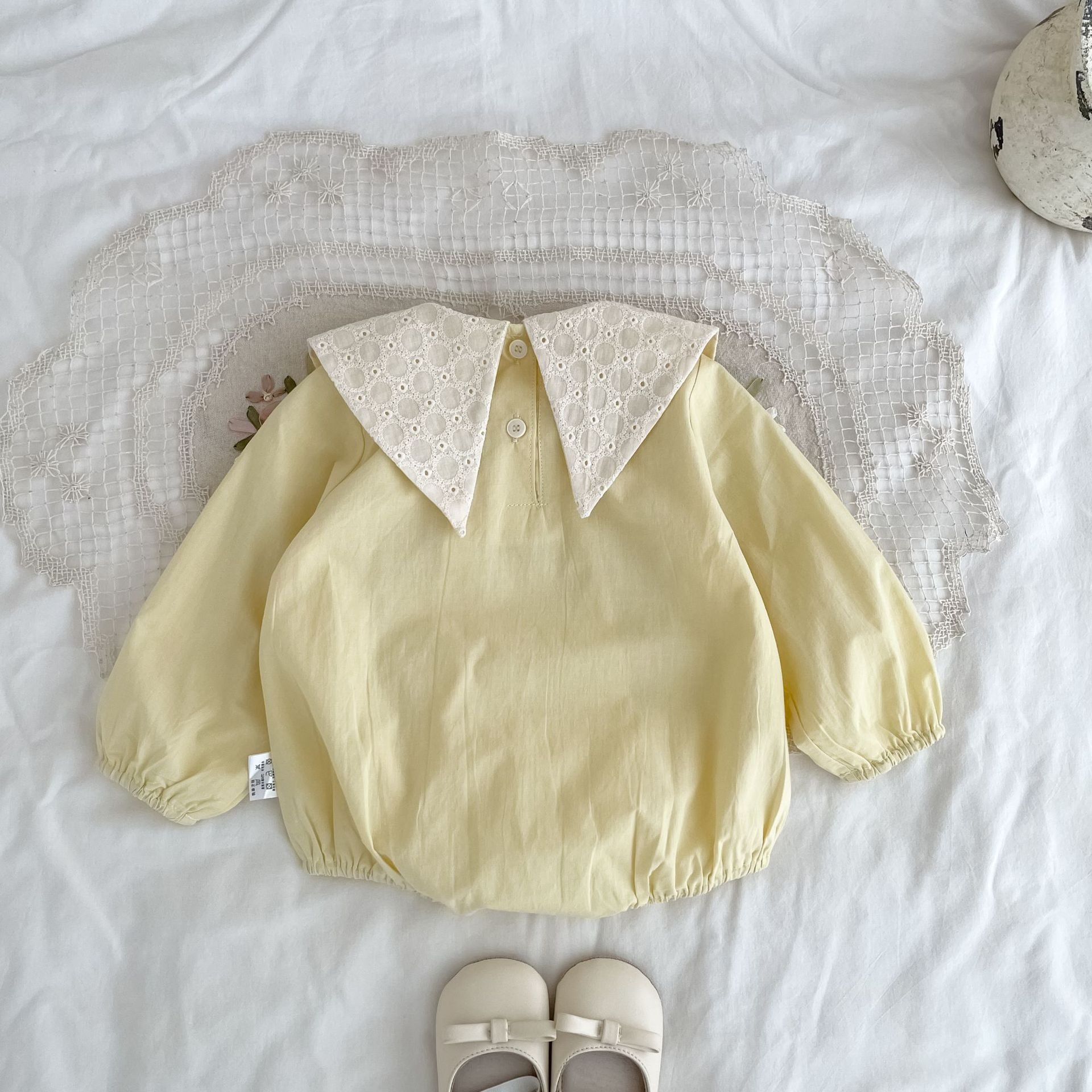 21540 Wholesale newborn winter romper Baby Clothing Fashion Embroidery Lace Matching Color Long Sleeve Cotton Baby Rompers