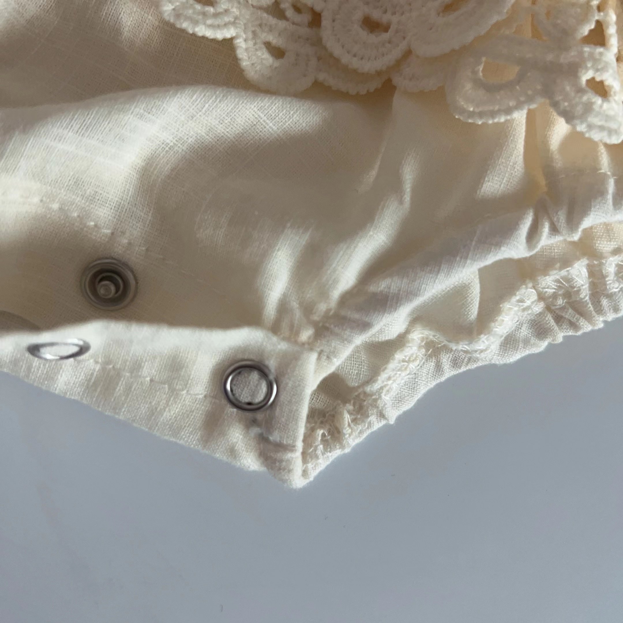 INS hot Cotton baby clothing solid color backless fine strap lace dress baby solid color cotton casual baby romper