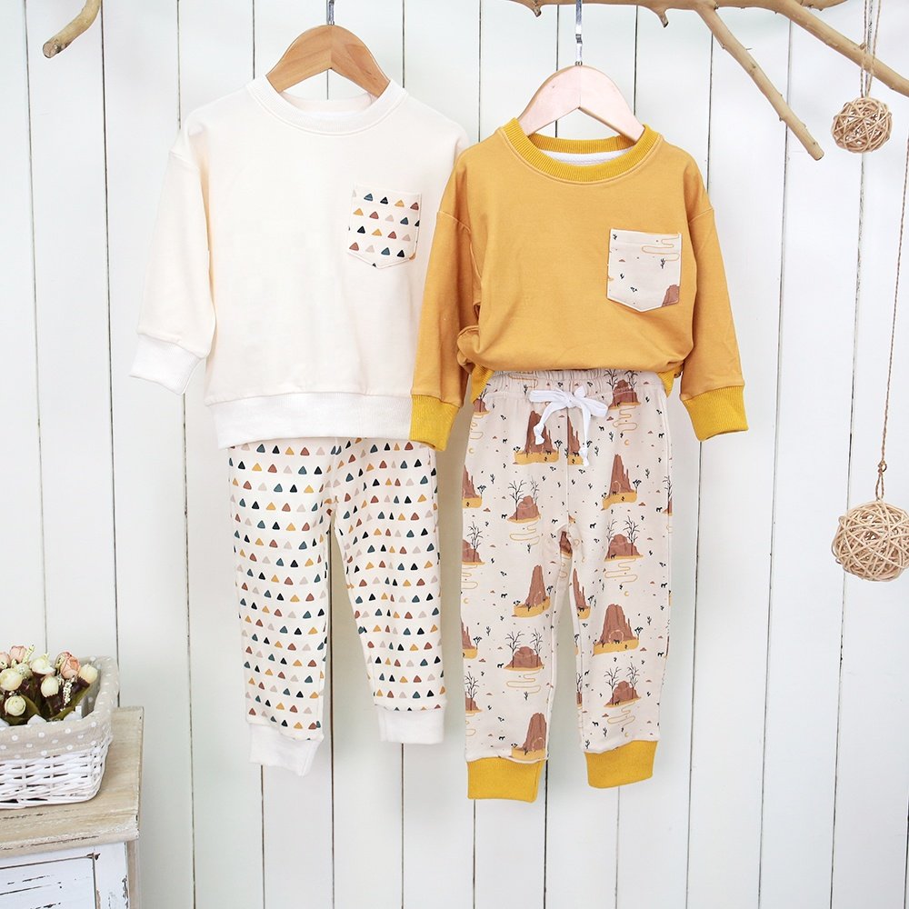 New Arrivals winter for Baby Customized Printing Hoodie with long Sleeves & Loose Fit Comfortable baby Romper Clothing set