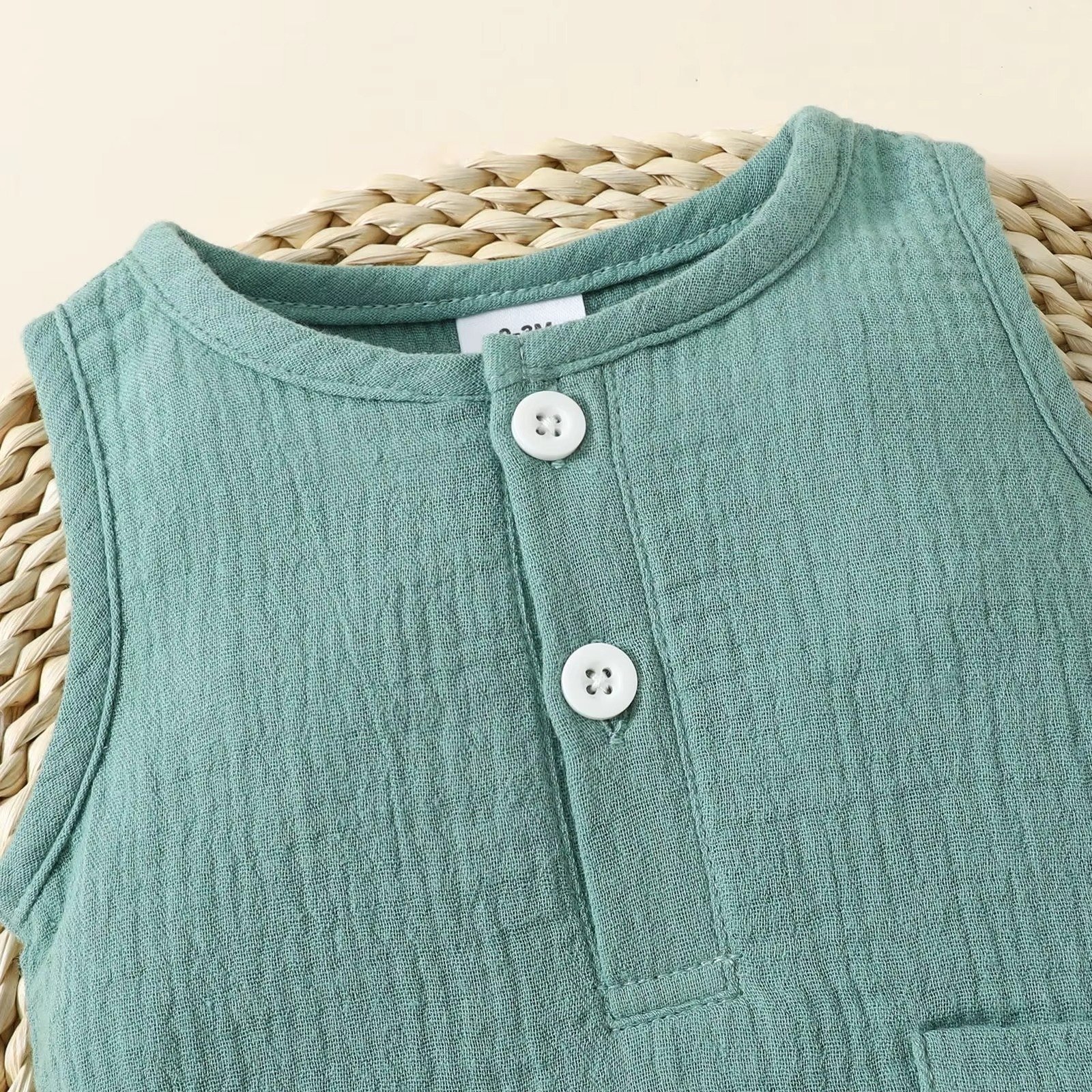 0-18M Baby Romper Infant Boys Girls Round Neck Sleeveless Button Down Solid Jumpsuit Summer Casual Clothes