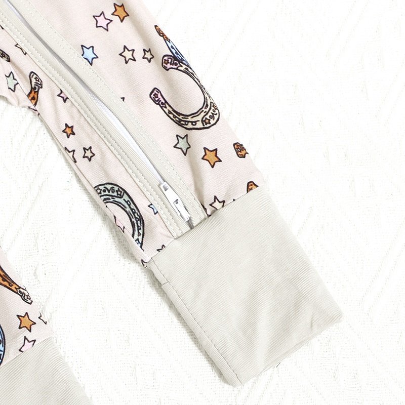 New Design Custom Pattern Bamboo Hot Selling Baby Clothes Comfortable Delicate Long Sleeve Zipper O-neck Baby Romper