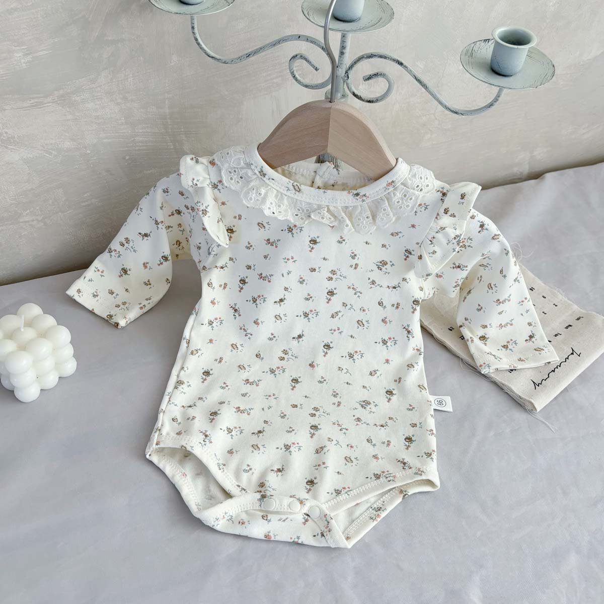 Wholesale 2024 Fall Baby Clothing Fashion Floral Lace Long-Sleeved Cotton Baby Rompers
