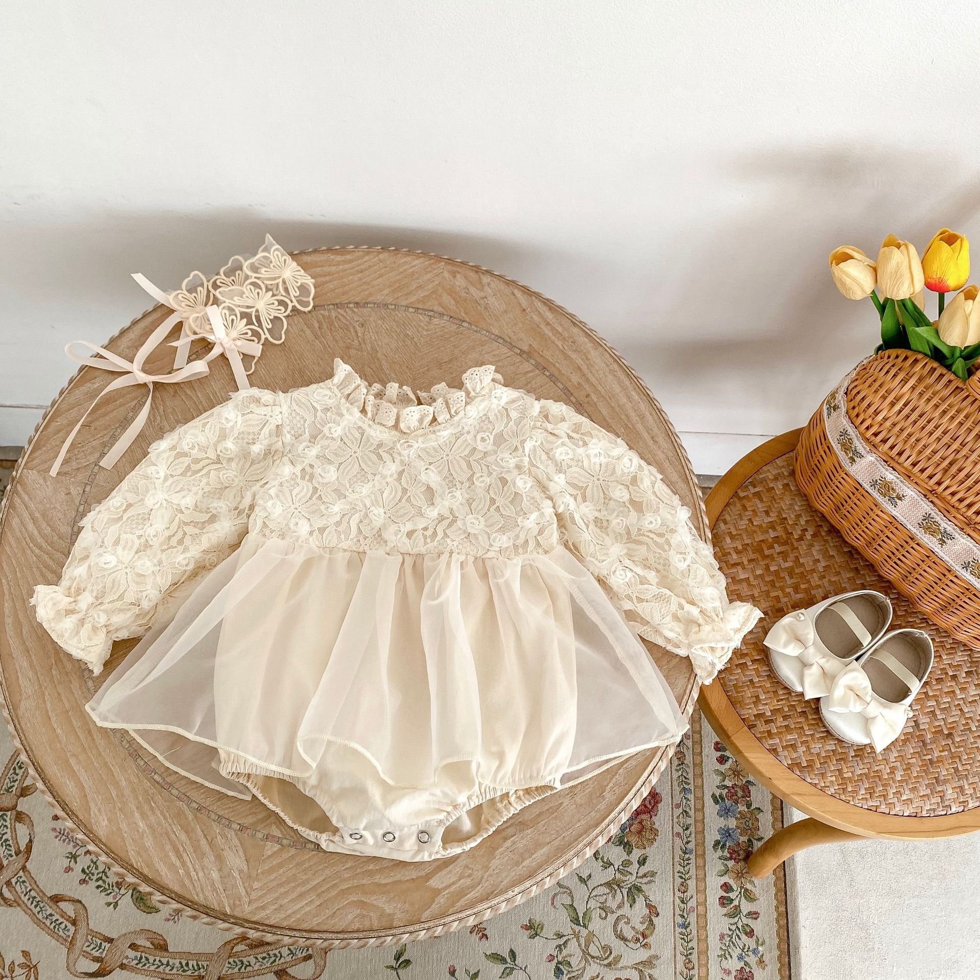 2024 Autumn Infant Girl Sweet Princess Baby Romper Three-Dimensional Flower Mesh Fungus Collar Long Sleeve Skirt Bodysuit