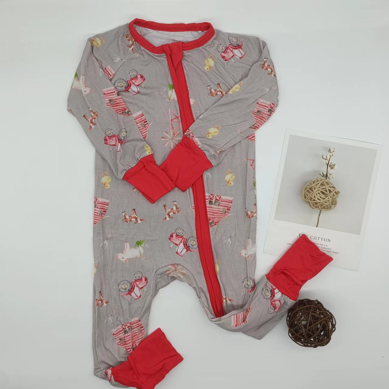 high quality cute little pasture custom printed double zipper customized child romper