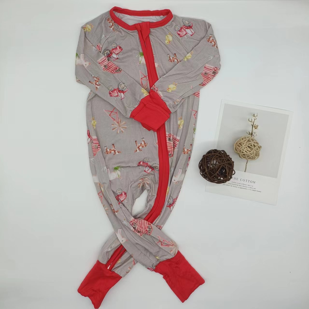 high quality cute little pasture custom printed double zipper customized child romper