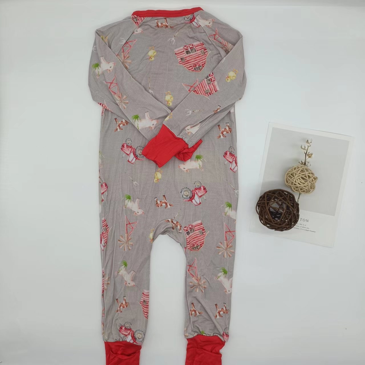 high quality cute little pasture custom printed double zipper customized child romper