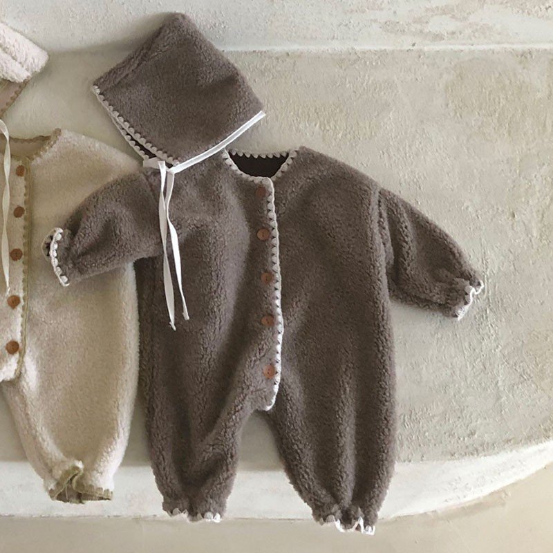 Wholesale warm baby winter jumpsuit new style comfortable long sleeve baby romper hot sale casual baby romper and hat set