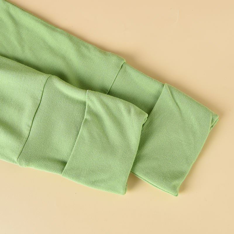 Factory price comfortable bamboo zipper baby pajamas plain white green solid fashion baby romper