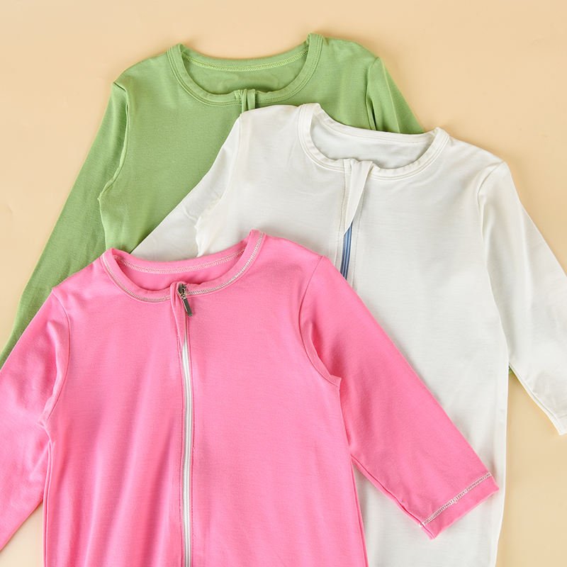 Factory price comfortable bamboo zipper baby pajamas plain white green solid fashion baby romper
