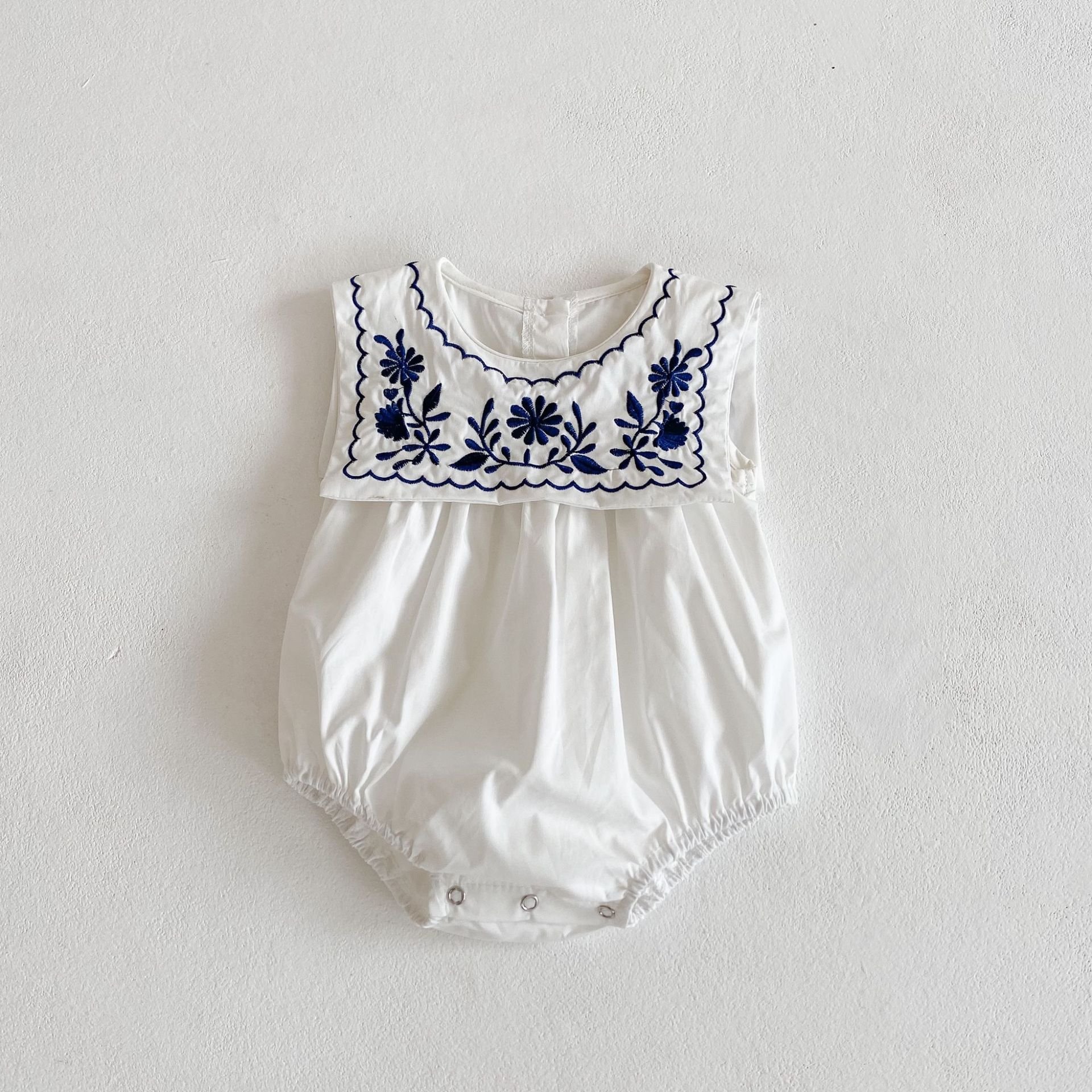 Summer Fashion Baby Romper Girls Embroidery Jumpsuit Baby Cute Triangle Romper Baby One-piece Romper