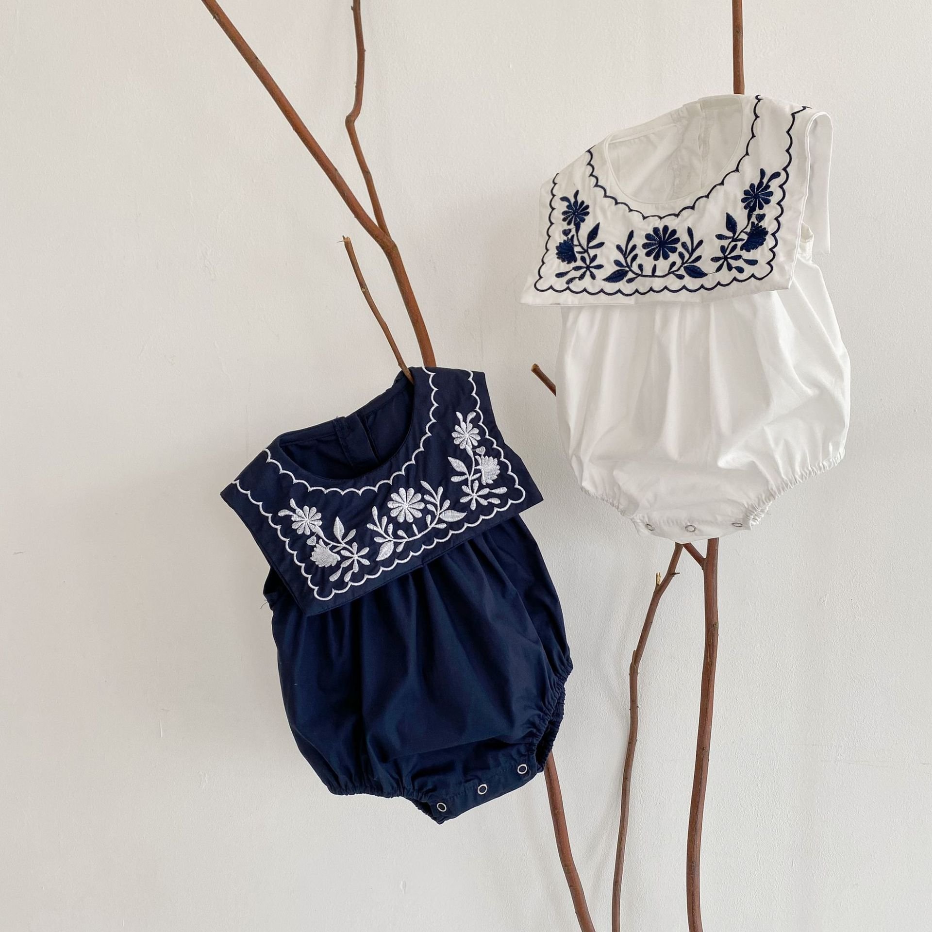 Summer Fashion Baby Romper Girls Embroidery Jumpsuit Baby Cute Triangle Romper Baby One-piece Romper