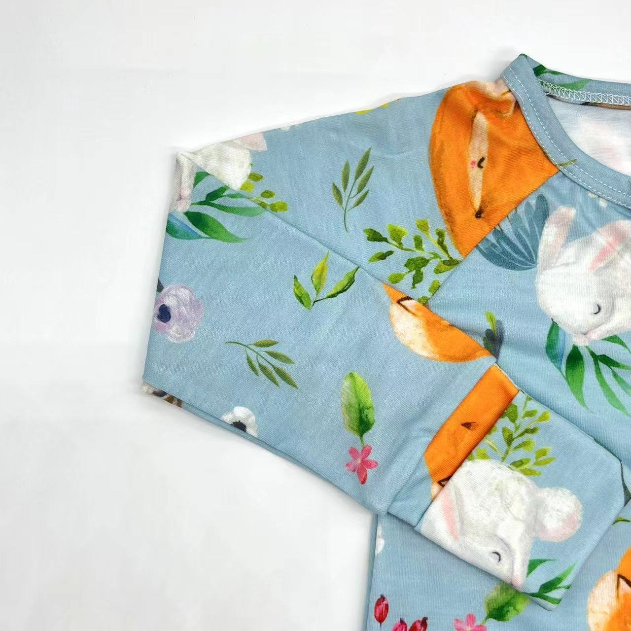 Hot Sale Custom Polyester Spandex Bamboo Zipper Toddler Jumpsuit Floral BunnyPrinting Baby Rompers with Double Zipper