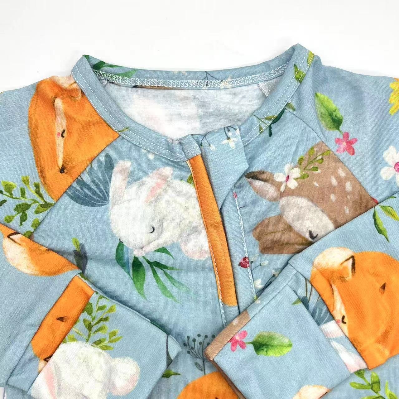 Hot Sale Custom Polyester Spandex Bamboo Zipper Toddler Jumpsuit Floral BunnyPrinting Baby Rompers with Double Zipper