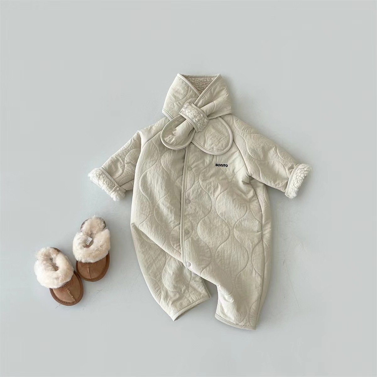 Autumn New Male And Female Baby Boomers Lamb Fleece Simple All Matching Jumpsuit Warm Lovely Outing Clothes