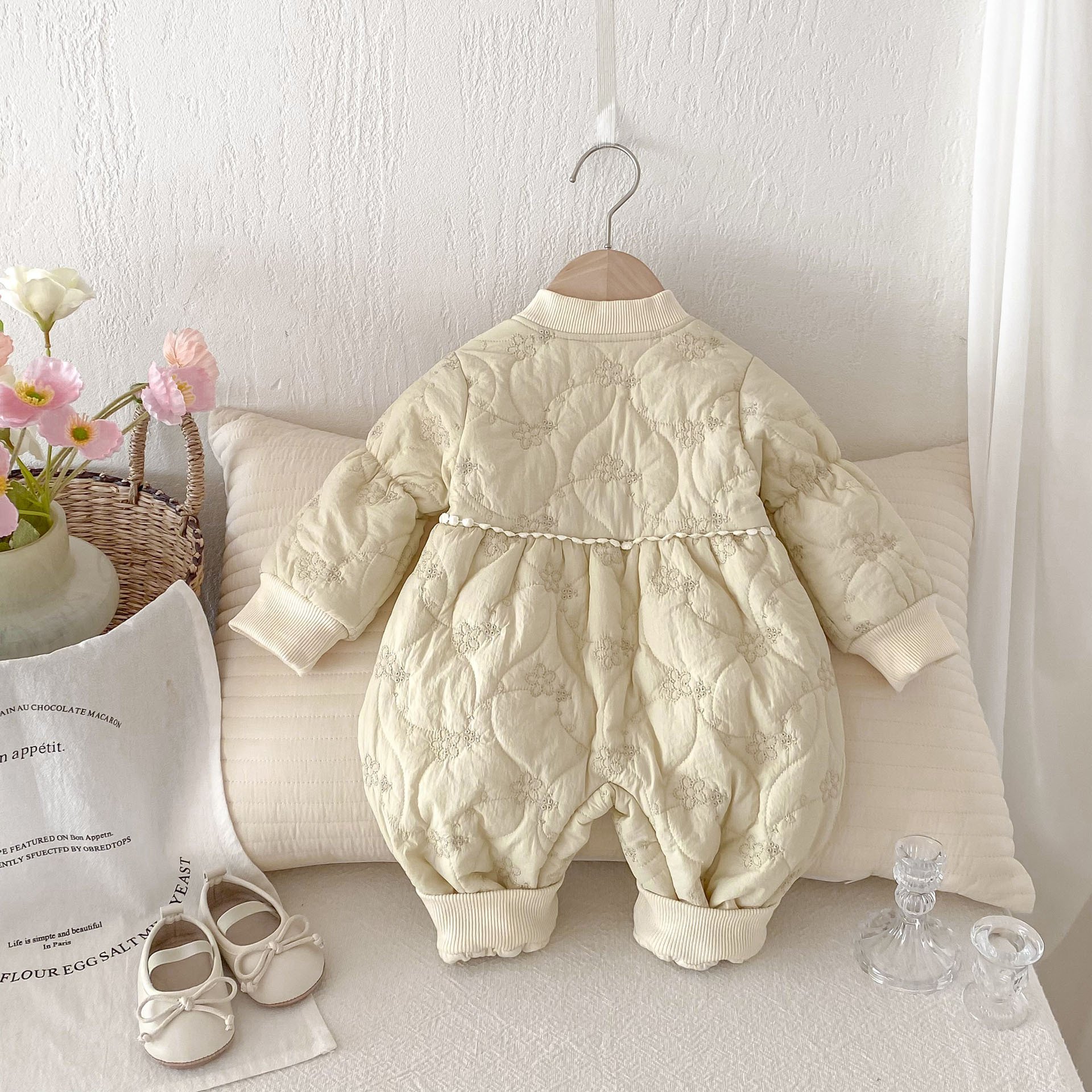 Wholesale 2024 Winter Baby Clothing Princess Style Embroidery Solid Color Long Sleeve Cotton Baby Rompers