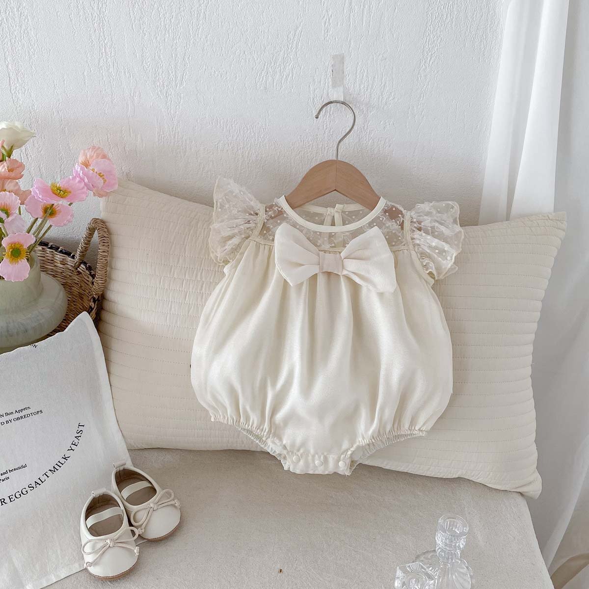 2024 Summer New Style Baby Romper Lace Fashion Solid Color Bow Newborn Baby Clothes Princess Baby Jumpsuit