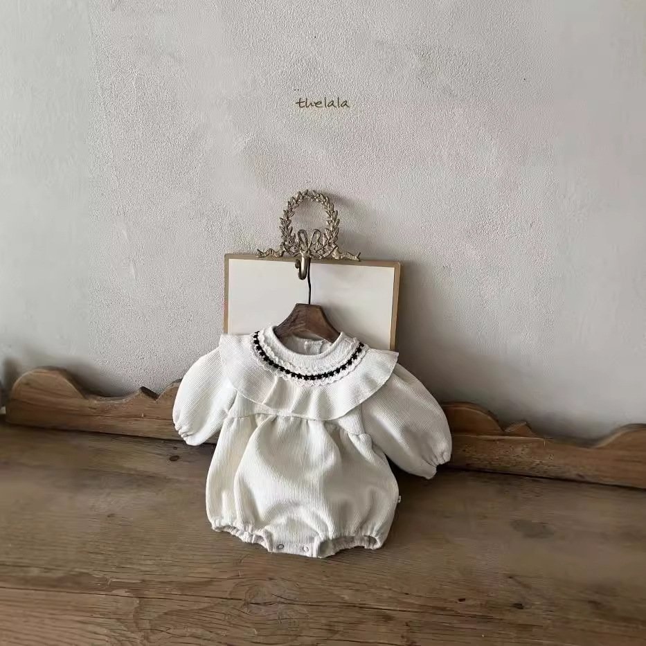 2024 winter clothes baby thickened onesie autumn clothes children's clothing baby lace collar fleece-lined romper