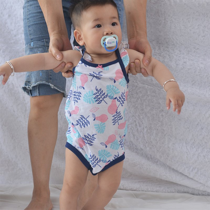 Wholesale Newborn Baby Clothes Ruffle Shoulder Boy Girls Toddler Cotton Summer Onesie Bayi Jumper Baby Romper Sleeveless